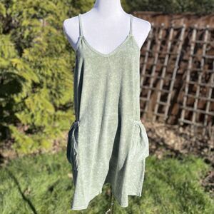 NEW Zenana Acid Crinkle Washed Spaghetti Strap Romper Green Medium
